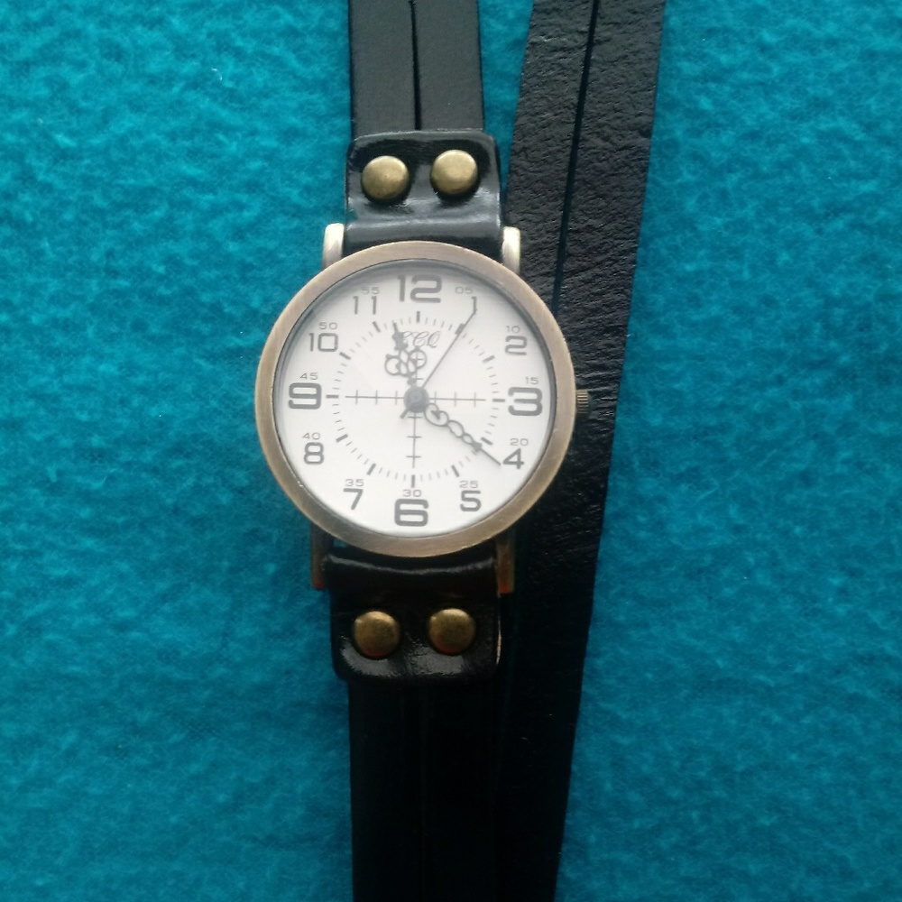 Watch - Picture 4 of 4